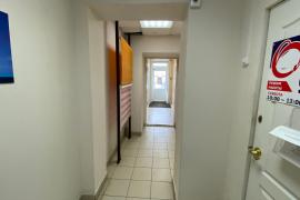 Помещение от 220 до 439 м²  офис