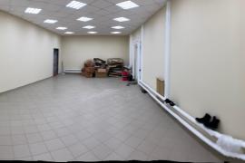 Коммерческая недвижимость 1075 м²