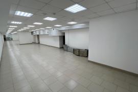 Помещение Торговое Офис  200 м²