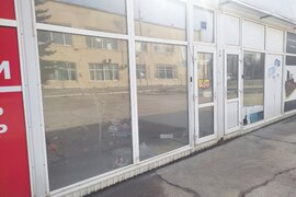 Помещение 15 м² под магазин, павильон...