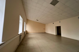 Здание (часть) 800 м²