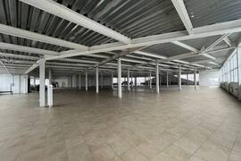 Торгово-офисный центр  6833 м² 