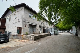 Здание Офис Производство 1600 м²