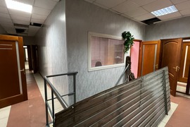 Помещение 896 м² на 16 сотках