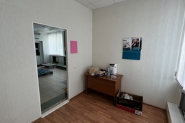 Помещение 896 м² на 16 сотках