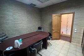 Помещение 896 м² на 16 сотках