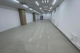 Помещение 110 м² под склад, магазин