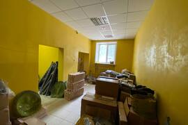 Помещение 233 м² под магазин, аптеку,...