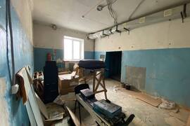 Помещение 233 м² под магазин, аптеку,...