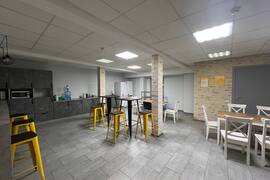 Помещение 2773 м² на Нариманова