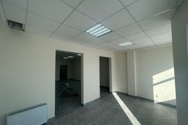 Помещение 74-103 м² под магазин, аптеку