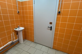 Помещение  Торговое  Склад 300 м²