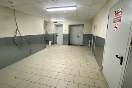 Помещение  Торговое  Склад 300 м²