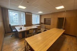 Офисы Помещение Св Назнач  700 м²