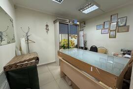 Помещение 86,7 м² с арендаторами
