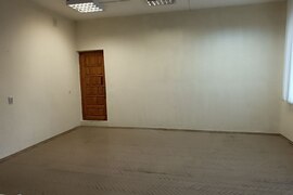 Помещение 4339 м² с арендаторами