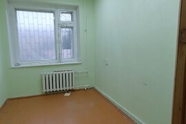Помещение 4339 м² с арендаторами