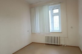 Помещение 4339 м² с арендаторами