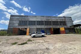 Помещение 5200 м² с краном 30 т