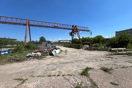 Помещение 5200 м² с краном 30 т