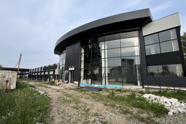 Шоурум и Склад 580 м² (Витрины, 1-я л...
