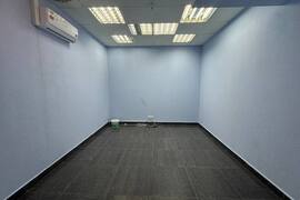 Офисный блок /ПСН 412 м² Парковка