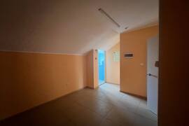Здание Офис Помещение 180-650 м²