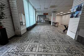 Помещение 695 м² под магазин, маркет,...