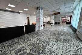 Помещение 695 м² под магазин, маркет,...