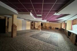 Помещение с арендаторами 782,8 м²