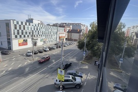 Торговая площадь 1077.9 м²