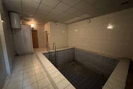 Здание отапл 260 м²