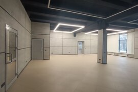 Помещение 240 м² под офис или торговлю