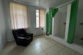 Офис - Здание (частями) 950 м²