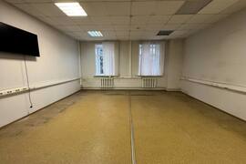 Офис - Здание (частями) 950 м²