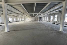 Здание Торговое Офис 1000 м²