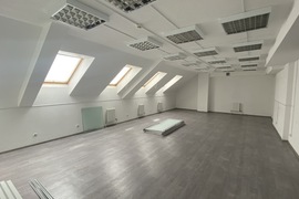 Готовый бизнес Здание  2749 м²