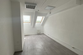 Готовый бизнес Здание  2749 м²
