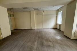 Готовый бизнес Здание  2749 м²