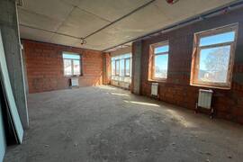 Помещение 247-1115 м² под офис, магазин, центр, бизнес