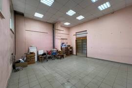 Торговая площадь  150 м², 2 входа