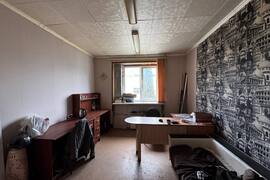 База 2000 м² на ЗУ 42 сотки