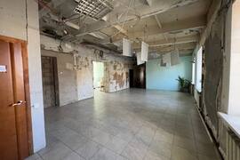 Помещение 150 м² на первой линии