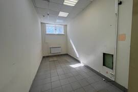Нежилое помещение 85 м² под магазин