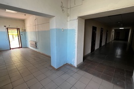 Здание 1800 м² под офис, производство...