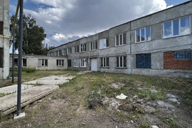 Здание 1800 м² под офис, производство...