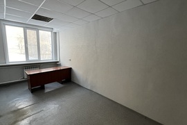Здание 1800 м² под офис, производство...