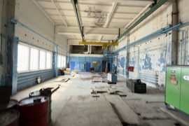 Склад 337 м² с кран-балкой 2 т