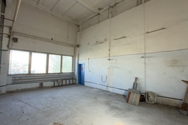 Склад 337 м² с кран-балкой 2 т