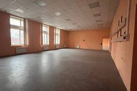 Помещение 518 м² под офис, склад